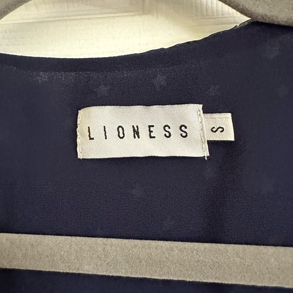 Lioness Wrap Top in Navy Star Print - Picture 4 of 6